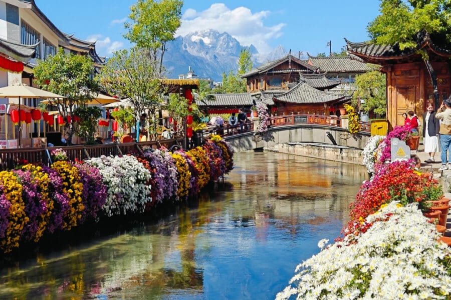 Tour-Trung-Quoc-Kham-Pha-Le-Giang-Shangrila-5N4D