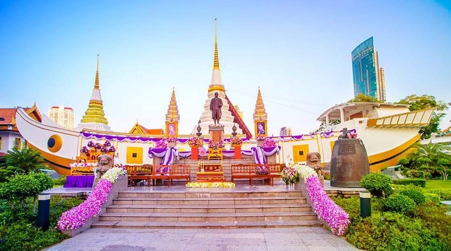 Chùa-thuyền-Wat-Yannawa