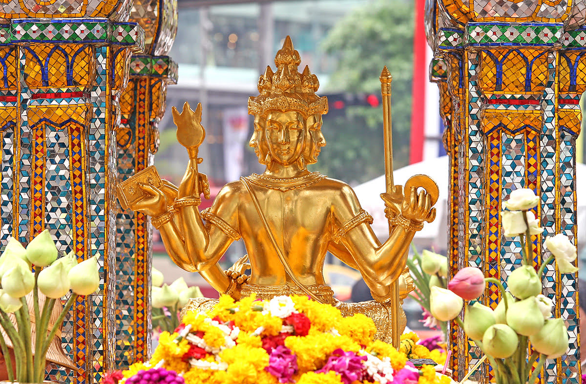 Erawan-Shrine-Bangkok-tourist-spots