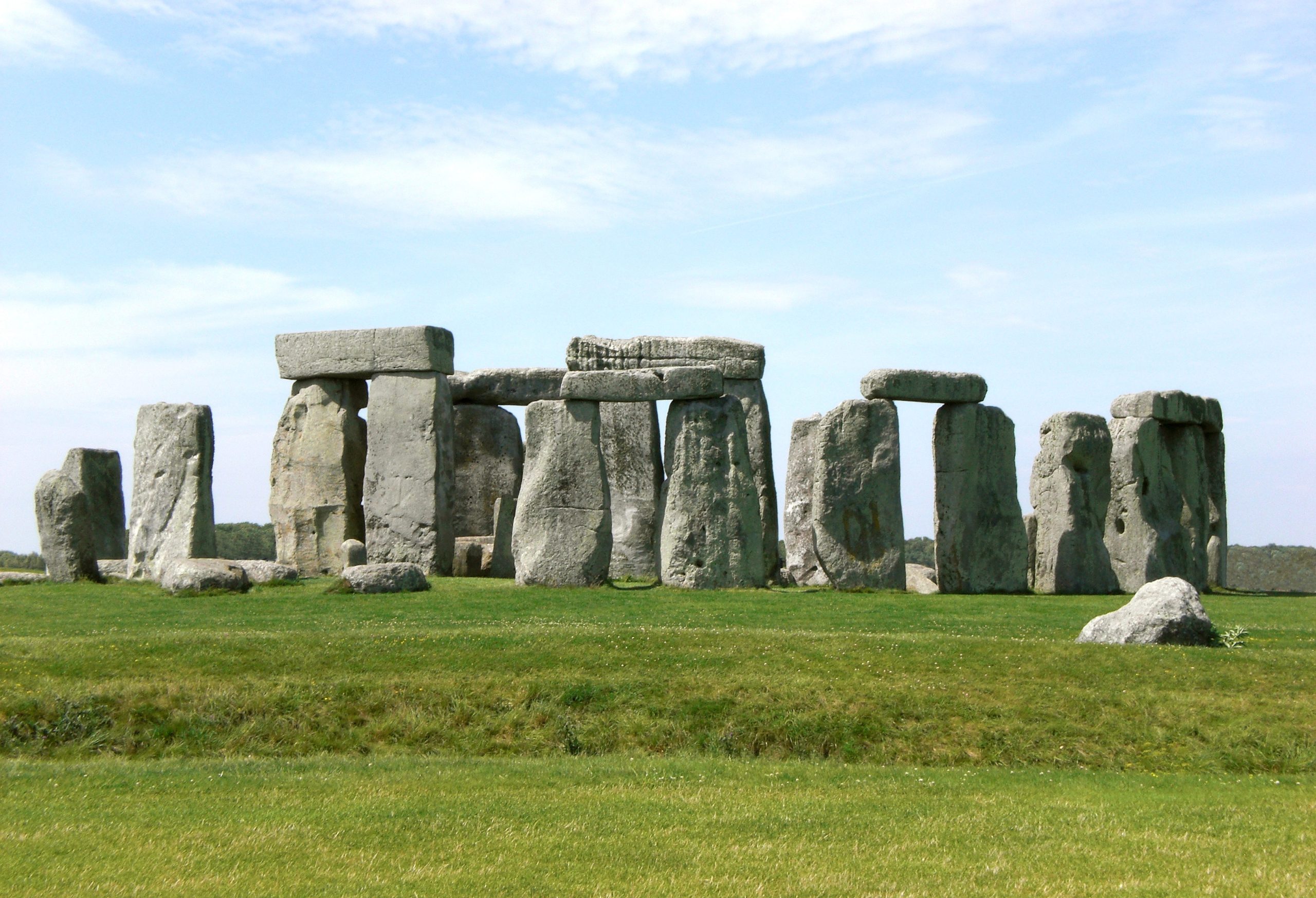 Stonehenge,_Salisbury_retouched