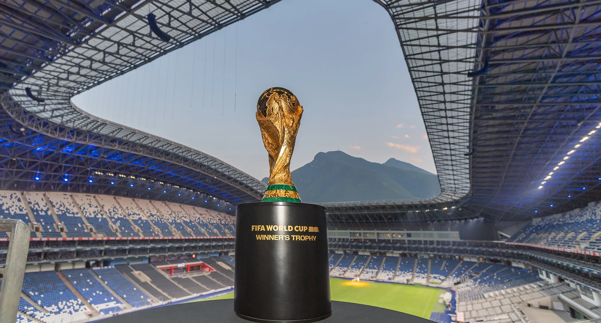 World_Cup_Trophy_Header_2000x1076-337a2531de.jpg