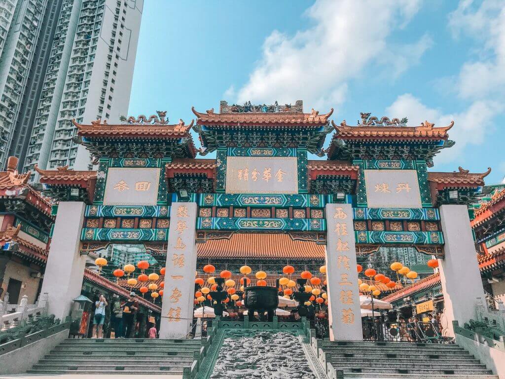 du-lich-hongkong-mieu-huynh-dai-tien-1